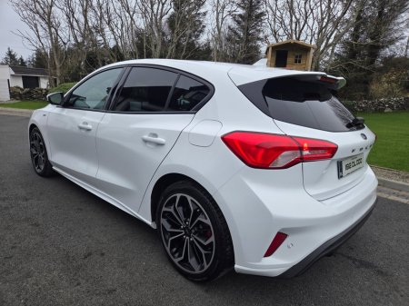 2019 Ford Focus - thumbnail 8