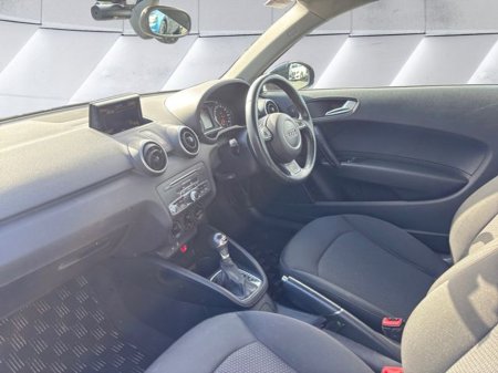 2015 Audi A1 - thumbnail 13