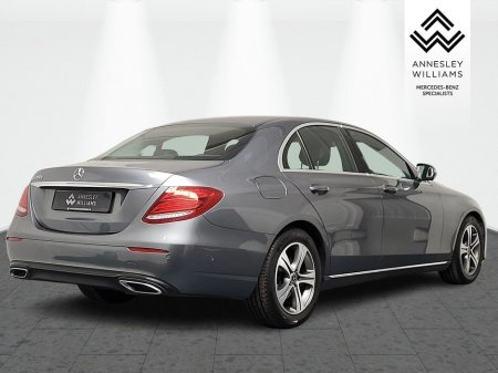 2019 Mercedes-Benz E Class - thumbnail 6