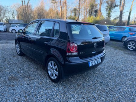 2010 Volkswagen Polo - thumbnail 4