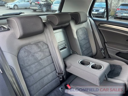 2015 Volkswagen Golf HIGHLINE , AUTO // LOW MILEAGE €13,950 thumbnail