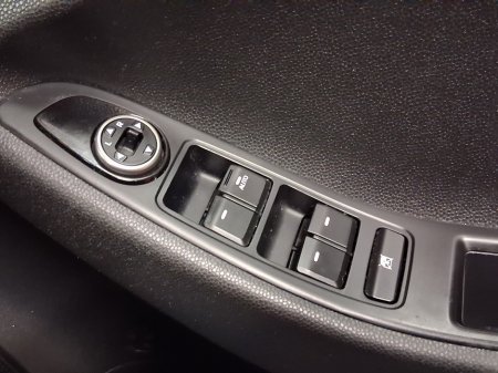 2017 Hyundai i20 - thumbnail 11