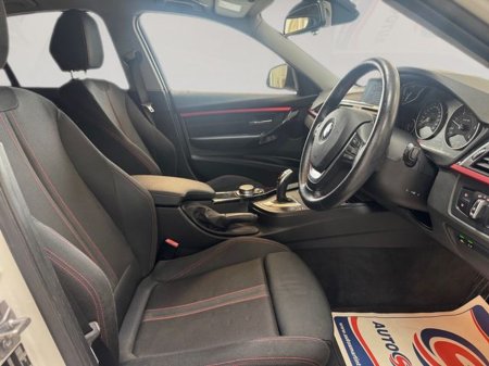 2015 BMW 3 Series - thumbnail 11