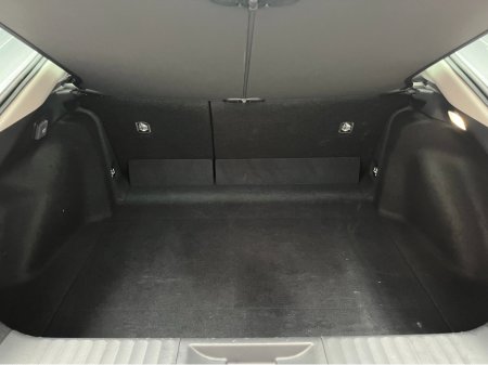 2025 Toyota Prius - thumbnail 7