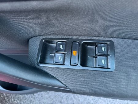 2017 Volkswagen Polo 1.2 TSI 5DR 90HP Allstar DSG €13,990 thumbnail