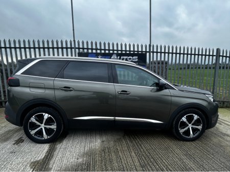 2020 Peugeot 5008 - thumbnail 7