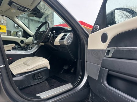 2018 Land Rover Range Rover - thumbnail 4