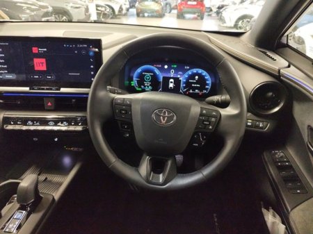2025 Toyota C-HR PHEV SOL €45,750 thumbnail