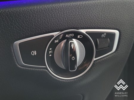 2019 Mercedes-Benz E Class - thumbnail 23