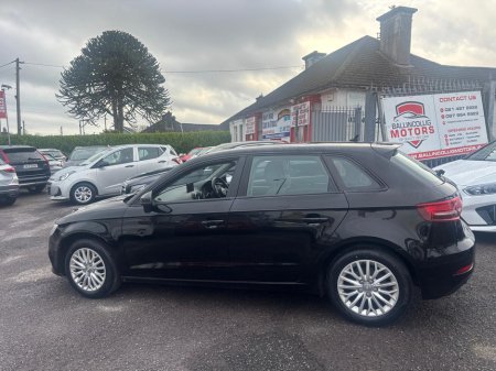 2017 Audi A3 - thumbnail 8