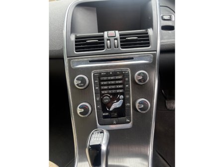 2014 Volvo XC60 - thumbnail 15