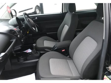 2010 Volkswagen Beetle 1.4 LUNA 75BHP 3DR €5,750 thumbnail