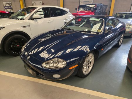 2002 Jaguar XK 8 4.0 V8 AUTO €10,950