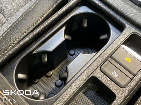 2025 Skoda Octavia - thumbnail 24