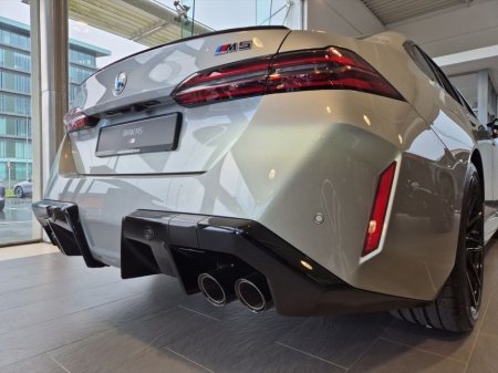 2026 BMW M5 - thumbnail 24