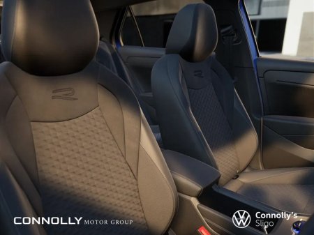 2026 Volkswagen T-Roc - thumbnail 5