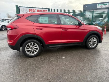 2017 Hyundai Tucson 1.7 EXECUTIVE 5DR €13,950 thumbnail