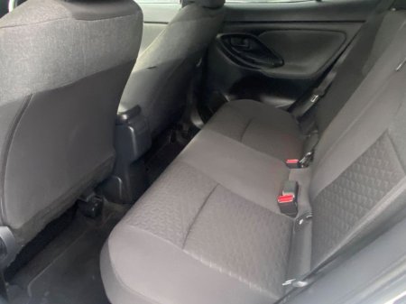 2022 Toyota Yaris Cross Luna Sport Hybrid Auto €24,900 thumbnail