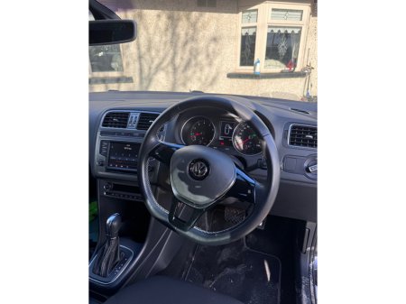 2015 Volkswagen Polo - thumbnail 5