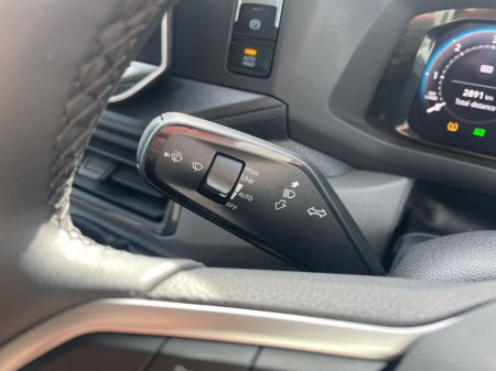 2025 Volkswagen Crafter  €39,975 thumbnail