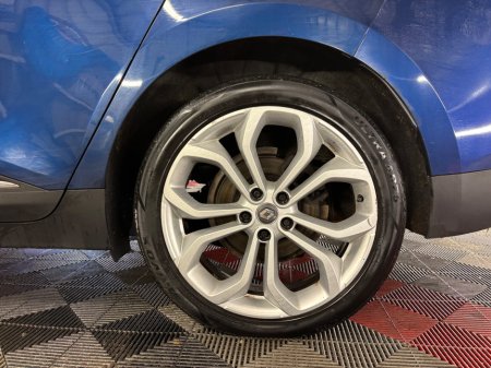 2019 Renault Grand Scenic - thumbnail 17