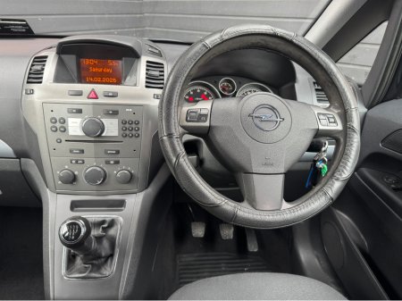 2007 Opel Zafira CLUB 1.6 I 16V €2,995 thumbnail
