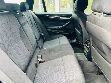 2019 BMW 5 Series ALLOYS // REVERSE CAM // PARKING SENSORS €31,950 thumbnail