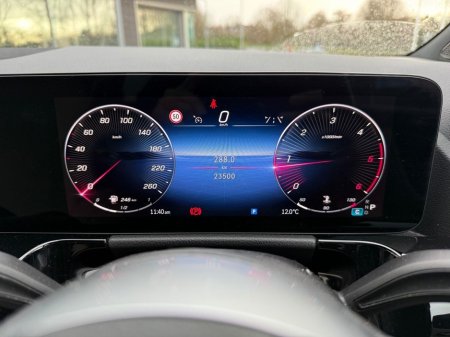 2024 Mercedes-Benz GLA Class GLA 200 d A/T Progressive €44,950 thumbnail