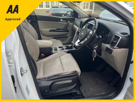 2020 Kia Sportage - thumbnail 8