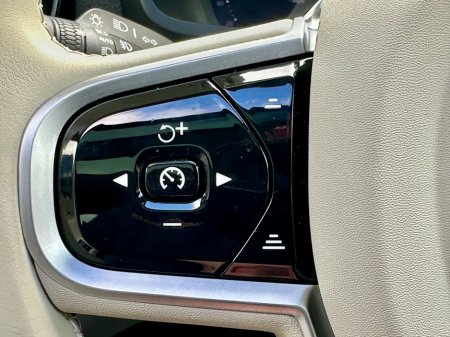 2025 Volvo XC90 - thumbnail 27