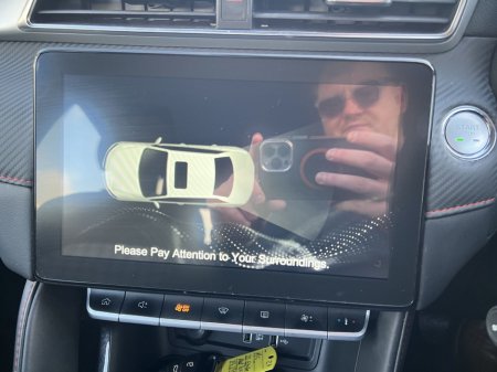 2023 MG ZS - thumbnail 16