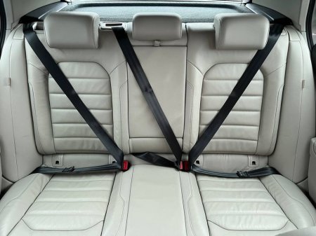 2016 Volkswagen Golf HIGHLINE 1.4 TSI AUTO * BIG SPEC * // FULL SERVICE HISTORY // LEATHER INTERIOR // APPLE CARPLAY/ANDROID AUTO €16,900 thumbnail