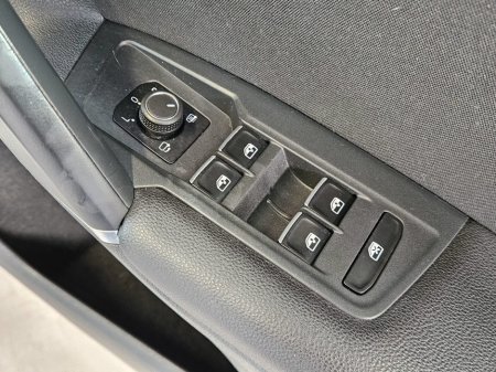 2017 Volkswagen Tiguan - thumbnail 10