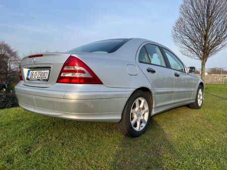 2006 Mercedes-Benz C Class - thumbnail 4