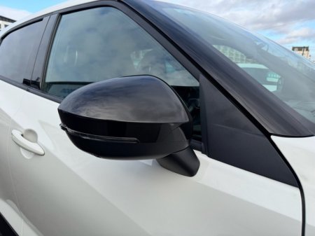 2021 Nissan Juke - thumbnail 37