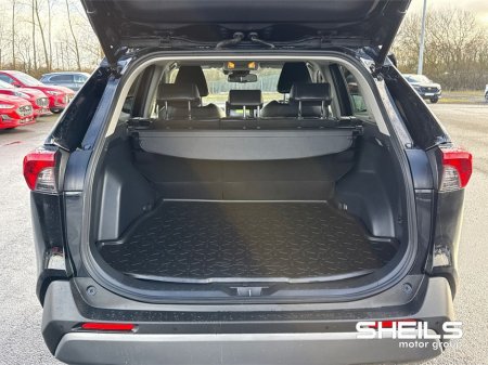 2022 Toyota Rav4 2.5 Hybrid Sol 2WD €35,900 thumbnail