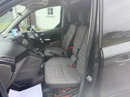 2021 Ford Transit Connect 240 LIMITED EDITION T TDCI €15,815 thumbnail