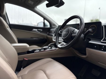 2023 Kia Sportage 1.6 Plug In Hybrid K4 €36,995 thumbnail