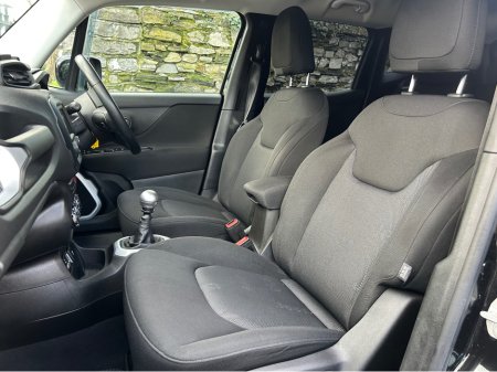 2017 Jeep Renegade 1.6 MULTIJET LONGITUDE 120PS 5DR €12,995 thumbnail