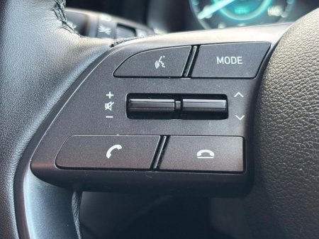 2022 Hyundai i20 PREMIUM MHEV T-GDI €18,956 thumbnail