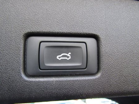 2022 Audi Q4 e-tron 40 E-tron E-tron 40 Advance 4DR Auto €26,950 thumbnail