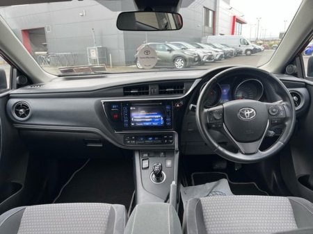 2018 Toyota Auris - thumbnail 8