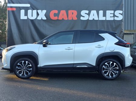 2023 Toyota Yaris Cross 1.5 Hybrid CVT Luna Sport €19,950
