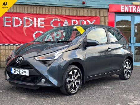 2020 Toyota Aygo 1.0 VVT-i x-play Smartphone
