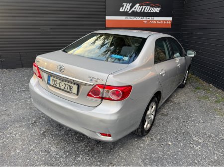 2013 Toyota Corolla - thumbnail 6