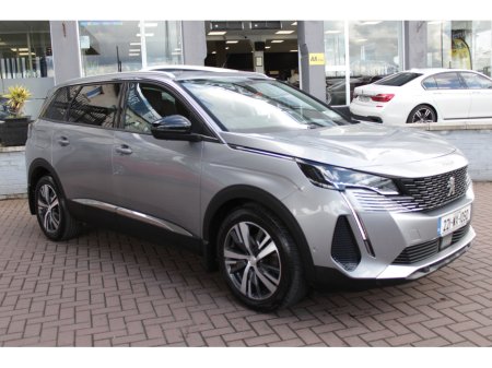 2022 Peugeot 5008 - view 2