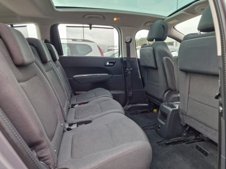 2016 Peugeot 5008 - thumbnail 8