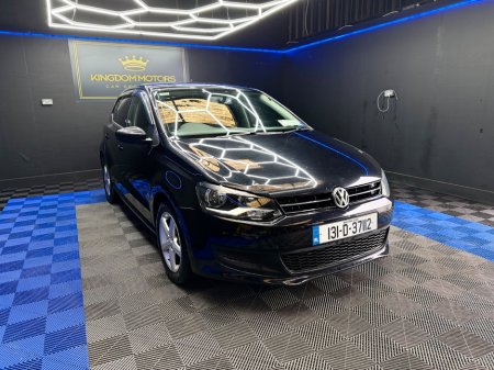 2013 Volkswagen Polo - view 3