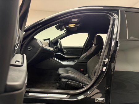 2024 BMW 3 Series - thumbnail 14