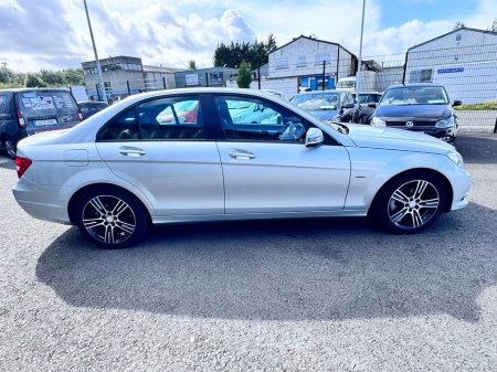 2014 Mercedes-Benz 220  €16,499 thumbnail